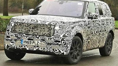 لاند روفر رينج روفر 2022 الجديدة تظهر أثناء اختبارها
