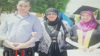 الأم المثالية ببني سويف: حققت حلم زوجي ووصلت بأبنائنا لبر الأمان | صور
