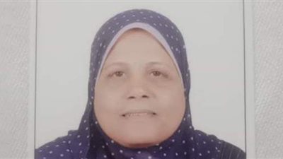 نجل الأم المثالية بأسيوط: فخور بكفاح والدتى