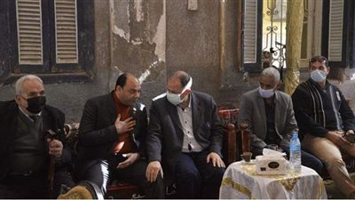 محافظ أسيوط يقدم واجب العزاء في والدة النائب الحسيني جلال