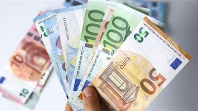 تقرير: الحكومة البريطانية تقترض 26 مليار دولار في شهر