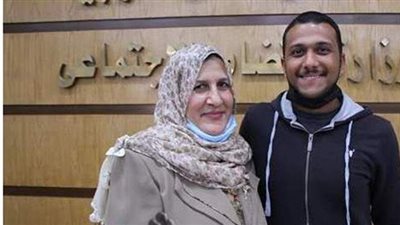 الأم المثالية بدمياط توجه رسالة إلى ابنها المجند في شمال سيناء | فيديو