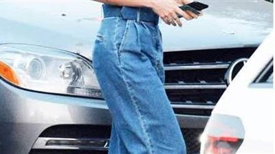 الجينز بالكسرات الأمامية موضة صيف ٢٠٢١ | صور