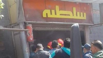 حريق هائل يلتهم مطعما شهيرا في المحلة الكبرى | صور