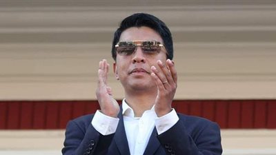 رئيس مدغشقر يجد ما عجز عنه الأطباء.. سر المشروب المعجزة لمكافحة كورونا