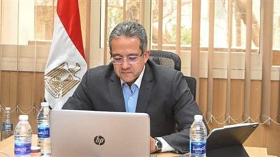 وزير السياحة يتلقى دعوة لحضور لجنة الشرق الأوسط بالسعودية