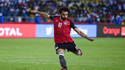 نشرة الرياضة: الأهلي يخلد ذكرى شهدائه.. محمد صلاح يصل إلى القاهرة.. تكريم جديد لأبو ريدة.. تعديل على حكام الزمالك وتونجيت