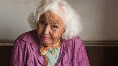 عمرو أديب عن نوال السعداوي: محدش استحمل جرأتها.. وهربت من مصر 10 سنوات بسبب رأيها