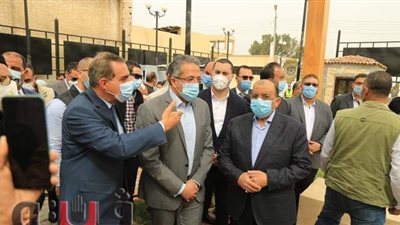 وزير التنمية المحلية: مسار العائلة المقدسة لم يكن لائقا بالحدث التاريخي | صور