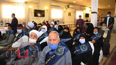 محافظ قنا يشهد احتفال يوم الشهيد والمحارب القديم