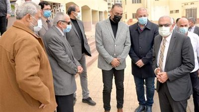 رئيس جامعة المنصورة يتفقد إنشاءات الملحق الجديد لـ