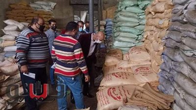 غلق مخزن وإعدام أكثر من ٢٠ طن بهارات فاسدة بالشرقية