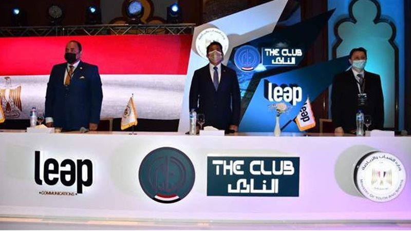 وزير الرياضة يعلن