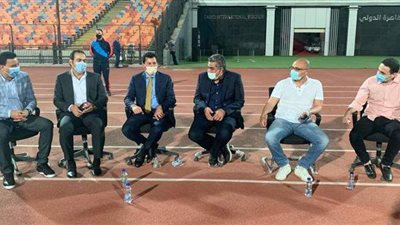 رئيس لجنة الشباب بالبرلمان يدعم المنتخب قبل السفر إلى كينيا