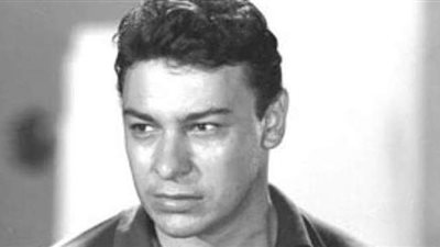 أحمد رمزي.. الولد الشقي الهارب من أضواء المدينة