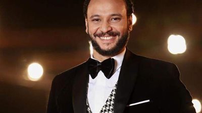 هاني مهنا يكشف حقيقة استمرار أحمد خالد صالح في التصوير رغم إصابته بكورونا