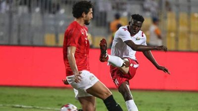 مهاجم كينيا: مواجهة مصر مفترق طرق لنا.. ولا بديل عن الفوز