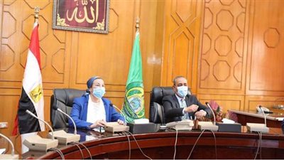 وزيرة البيئة تتابع مستجدات منظومة إدارة المخلفات بالإسماعيلية