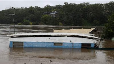 الأسوأ منذ نصف قرن.. إجلاء آلاف السكان بسبب الفيضانات بأستراليا | فيديو وصور