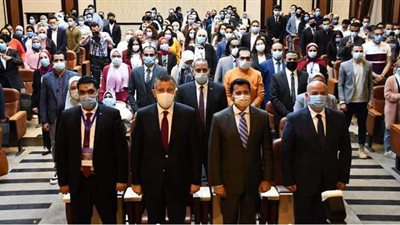 وزير الرياضة يفتتح مؤتمر رواد ٢٠٢١ للتخطيط الوظيفي