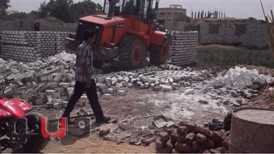 حملات لإزالة التعديات على الأراضي الزراعية بالأقصر