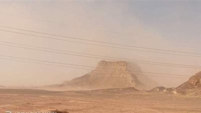 إخلاء جميع المصالح الحكومية والمدارس بسبب العاصفة الترابية في الوادي الجديد