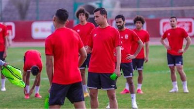 مران الأهلي | تصعيد 12 لاعبًا من الناشئين للمشاركة في تدريبات الفريق