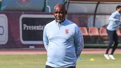 موسيماني يقود مران الأهلي بعد العودة من جنوب أفريقيا