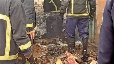 إخماد حريق بمخزن ورق بحي غرب أسيوط