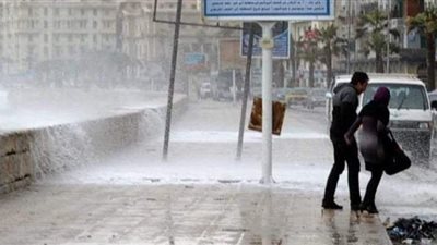 الأرصاد تجدد تحذيرها بعدم تخفيف الملابس الشتوية | فيديو