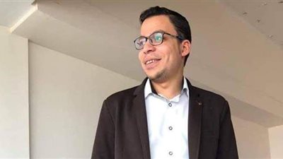 مؤمن التهامي يكتب: الخطوبة في عصر الإنترنت