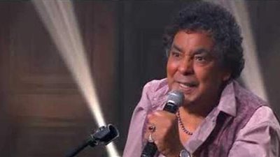 محمد منير يفاجئ إسعاد يونس بترديد تكبيرات العيد | فيديو