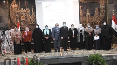محافظ الغربية يكرم ٧ أمهات في احتفالية مديرية التضامن الاجتماعي