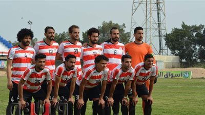 بلدية المحلة يحفز لاعبيه ماديا قبل مباراة فاركو