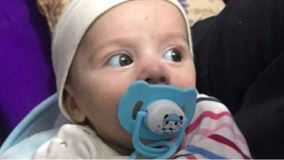 أول صورة للطفل المختطف من مستشفى أبوالريش بعد عودته لأسرته