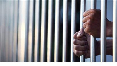 الحبس سنة لعاطل بتهمة سرقة المنازل في شبرا