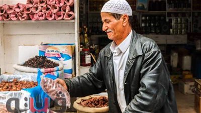 «قبل رمضان».. أشهر أنواع التمور في مصر.. مطروح تتصدر قائمة المحافظات والعطارين: الفريحي والسيوي الأكثر طلبا | فيديو وصور