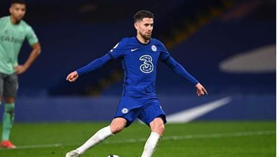 وكيل جورجينيو يكشف وجهة اللاعب المقبلة