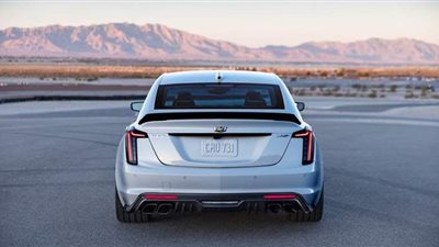 محرك كاديلاك LT4 V8 أصغر حجما ويصنع يدويا