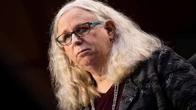 بعد الوزير الشاذ.. بايدن يعين متحولة جنسيا في منصب مساعد وزير الصحة الأمريكي