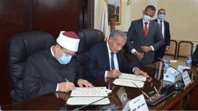بروتوكول تعاون بين الأوقاف والتموين لتوفير 600 طن لحوم أضاحي