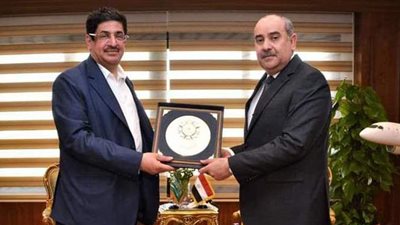 وزير الطيران يبحث مع وزير الحج والعمرة السعودي سبل تعزيز التعاون
