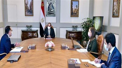 شاهد.. السيسي يتابع التوجهات العامة لخطة التنمية المستدامة للعام المالي 2022/2021