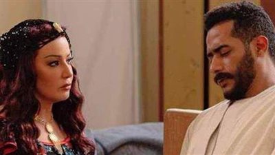 سمية الخشاب عن مغازلة محمد رمضان: بيدلعني وربنا يديم عليا الحلويات