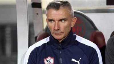 بأمر كاريترون.. نجم الأهلى مطلوب فى الزمالك