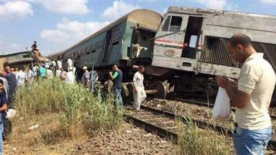 تفاصيل حادث تصادم قطارين في سوهاج