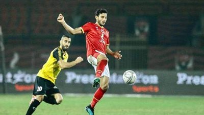 الأهلي يخسر حمدي فتحي بسبب عناد حسام البدري