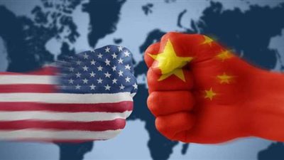 سيناريوهات «الحرب الباردة» بين العواصم الثلاث.. «واشنطن» تخطط لـ«تقليم أظافر بكين» و«إضعاف موسكو».. و«بايدن» يخشى سيناريو قطع شريان التجارة