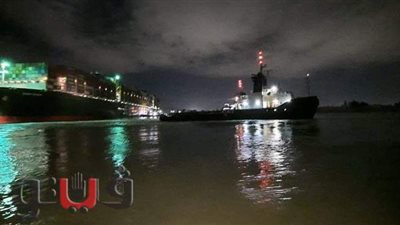 رئيس قناة السويس يكشف تفاصيل خطة تعويم السفينة البنمية الجانحة