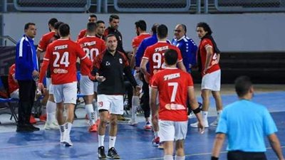 رجال يد الأهلي يفوز على طلائع الجيش في الدوري